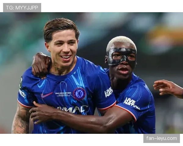 恩佐与贝林厄姆：新生代中场建队核心的技术路径与价值分野