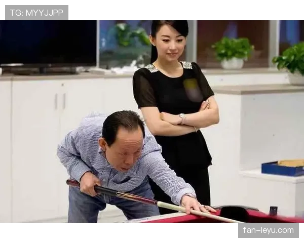 潘晓婷家里那个台球桌，好像从来没人敢上去打